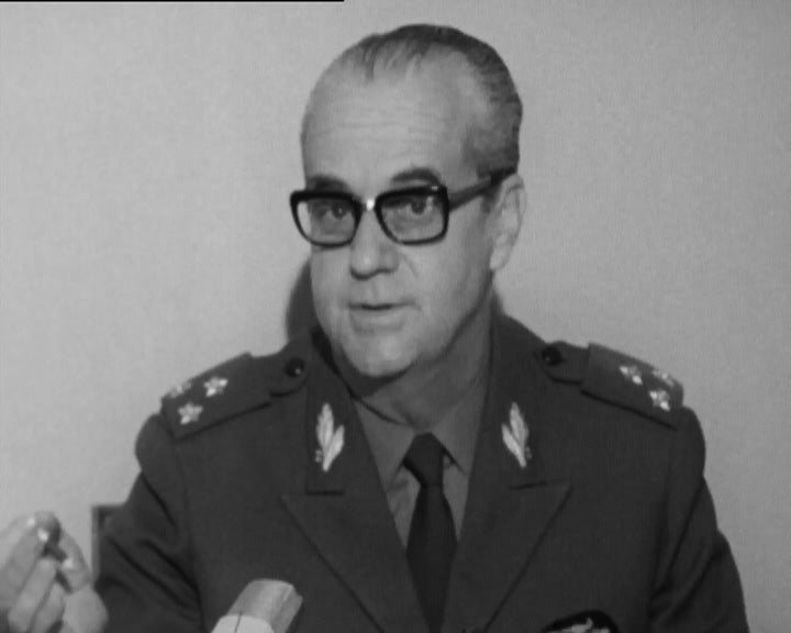 Entrevista ao General Matos Silva