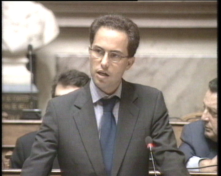 Deputados preocupados com a situação em Timor-Leste