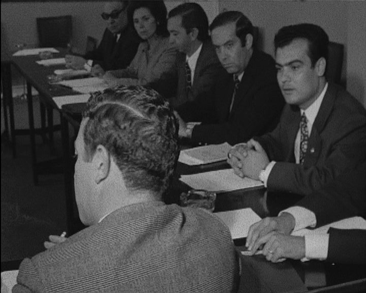 Reunião no Instituto Nacional de Investigação Industrial