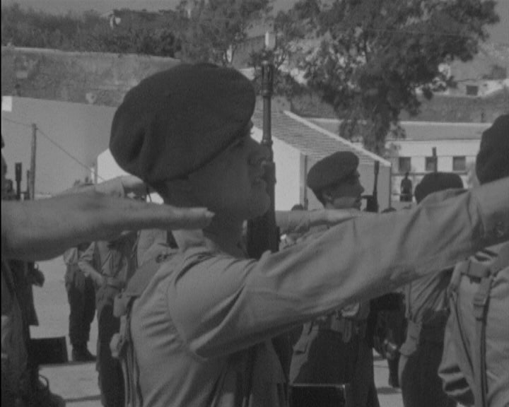 Juramento de bandeira em Lagos