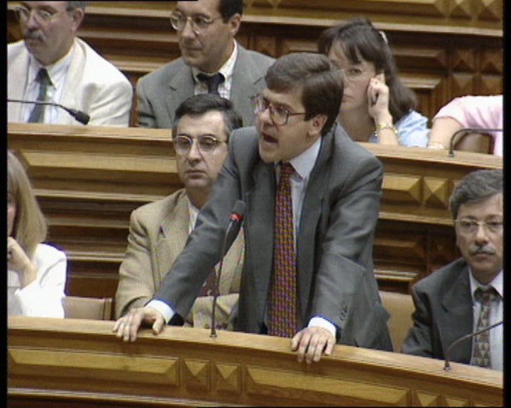 Debate parlamentar sobre o “Totonegócio”