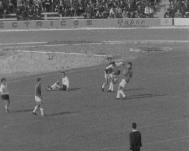 Futebol: Belenenses vs Vitória de Guimarães