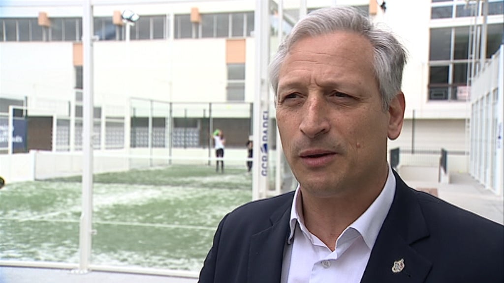 Campos de Padel nas Águas Livres