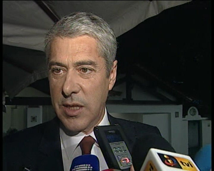 José Sócrates comenta os alertas da Comissão Europeia