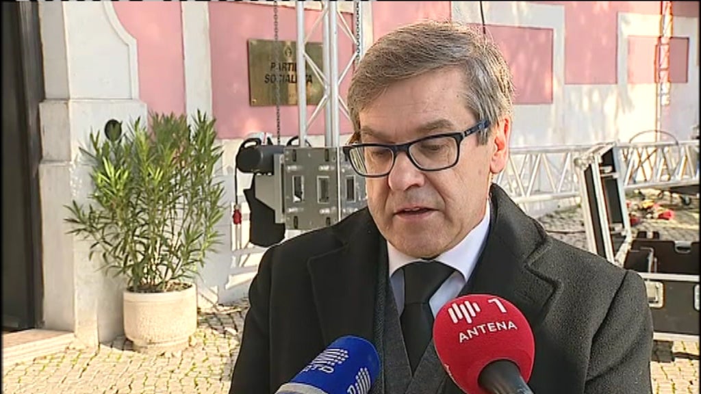 Condolências por Mário Soares na sede do PS