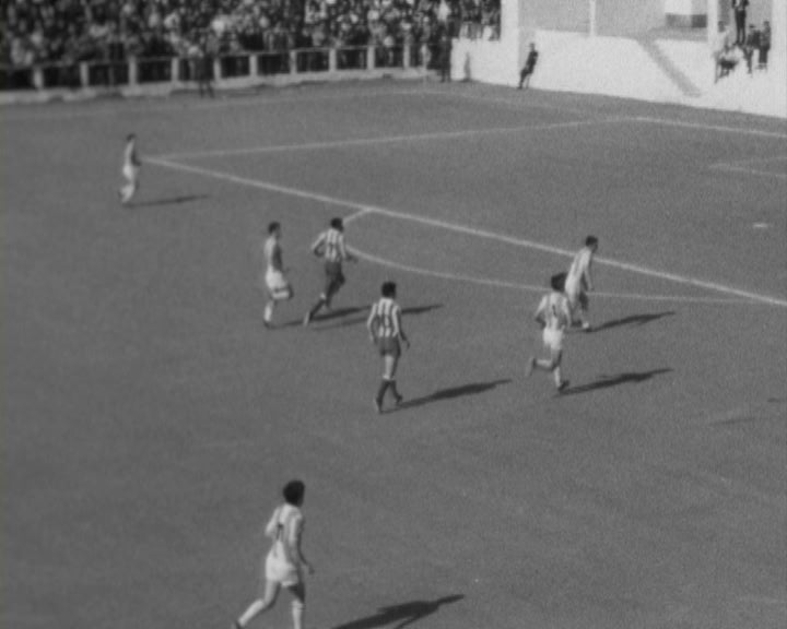 Futebol: Praiense vs Vitória de Setúbal