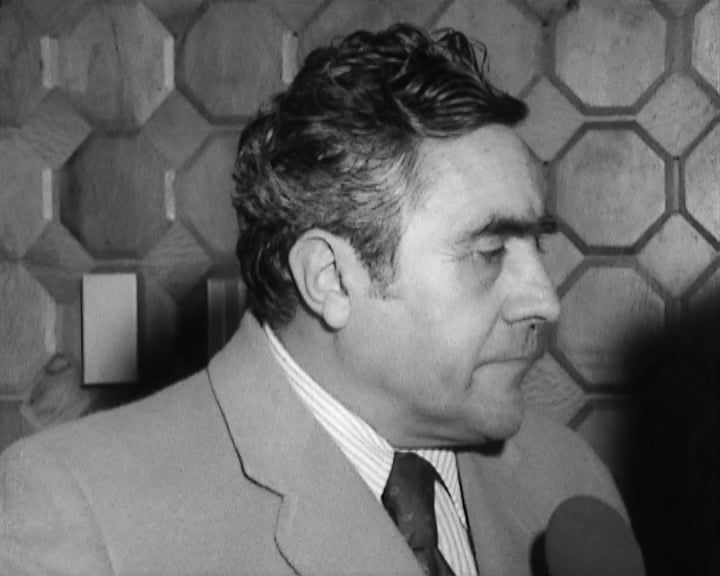 Partida de Pinheiro de Azevedo para a Ilha da Madeira